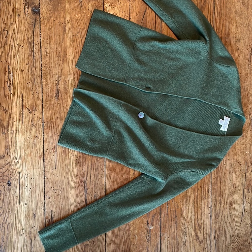 Cashmere sweater